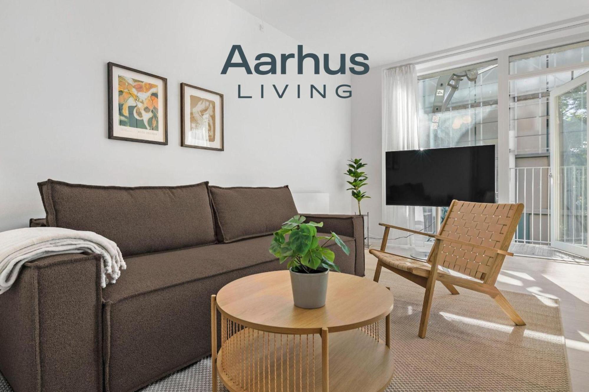 Inner City Grand Suite Орхус Экстерьер фото